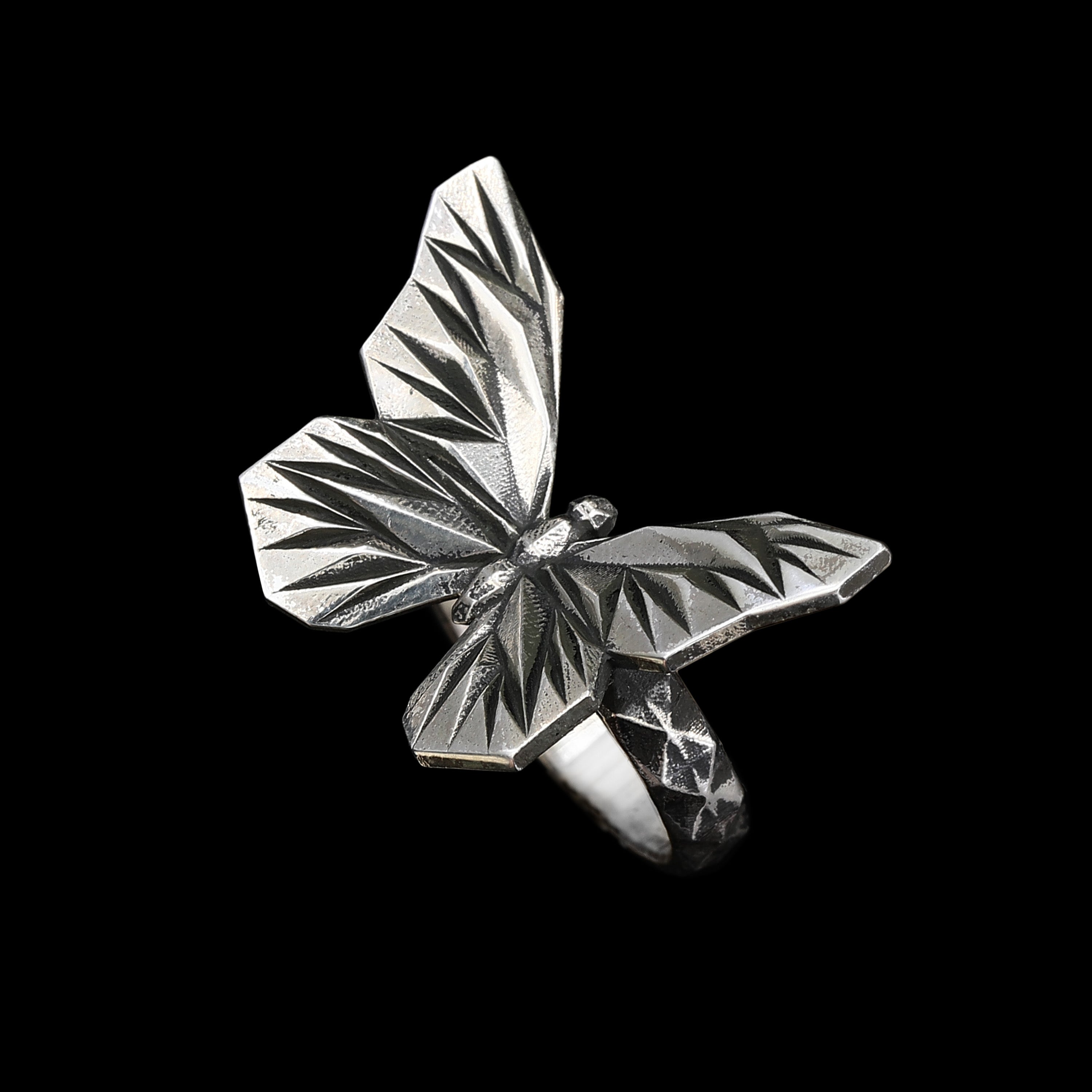 2022 New Black Tai Chi Butterfly Flower Pin Women Rings Set Drop